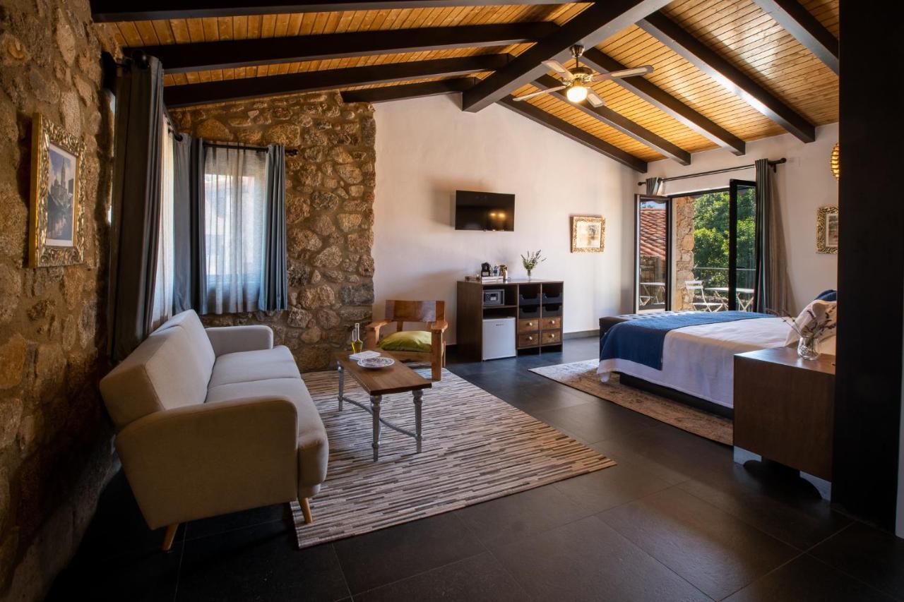 Hotel Aqua Et Oleum Villamiel Esterno foto